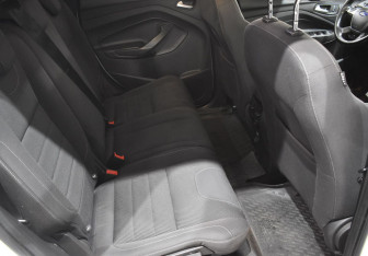 Подержанный автомобиль Ford Kuga 2014 года (11 фото)