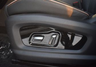 Подержанный автомобиль Omoda C5 2022 года (14 фото)