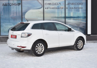 Подержанный автомобиль Mazda CX-7 2011 года (5 фото)
