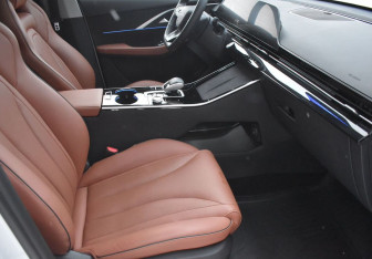 Подержанный автомобиль Omoda C5 2023 года (10 фото)