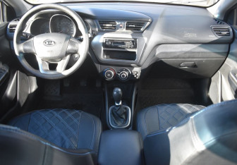 Подержанный автомобиль Kia Rio Sedan 2012 года (12 фото)