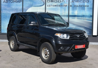 Подержанный автомобиль УАЗ Patriot 2015 года (3 фото)