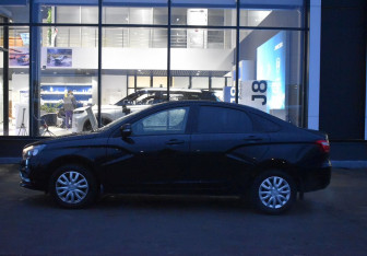 Подержанный автомобиль LADA (ВАЗ) Vesta Sedan 2021 года (8 фото)
