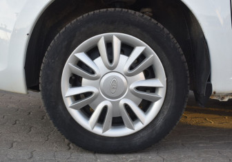 Подержанный автомобиль LADA (ВАЗ) Kalina Wagon 2017 года (9 фото)