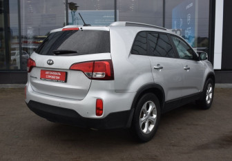 Подержанный автомобиль Kia Sorento 2020 года (5 фото)