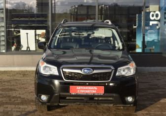 Подержанный автомобиль Subaru Forester Suv 2013 года (2 фото)