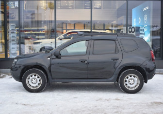 Подержанный автомобиль Renault Duster 2020 года (8 фото)
