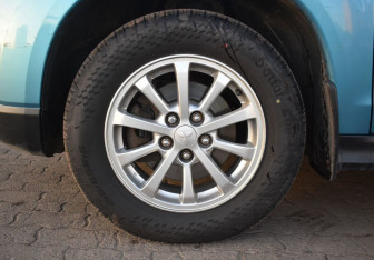 Подержанный автомобиль Mitsubishi ASX 2011 года (9 фото)