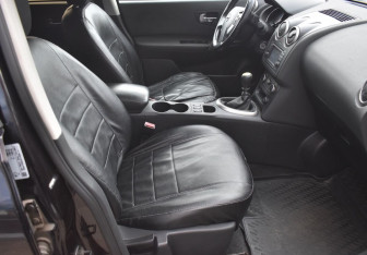 Подержанный автомобиль Nissan Qashqai 2011 года (9 фото)