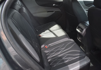 Подержанный автомобиль Chevrolet Equinox 2019 года (11 фото)