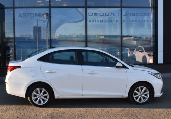 Подержанный автомобиль Changan Alsvin 2023 года (4 фото)