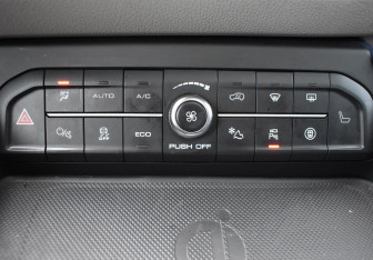 Подержанный автомобиль Haval F7x 2023 года (15 фото)