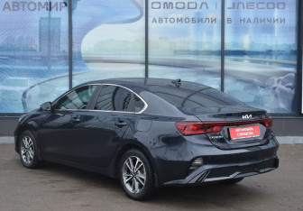 Подержанный автомобиль Kia Cerato Sedan 2021 года (7 фото)