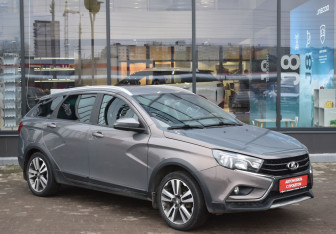 Подержанный автомобиль LADA (ВАЗ) Vesta Wagon 2020 года (3 фото)