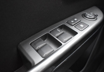 Подержанный автомобиль Kia Rio Sedan 2013 года (14 фото)