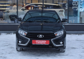 Подержанный автомобиль LADA (ВАЗ) Vesta Sedan 2018 года (2 фото)