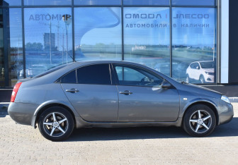 Подержанный автомобиль Nissan Primera Sedan 2004 года (4 фото)