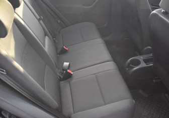 Подержанный автомобиль Volkswagen Golf Plus 2012 года (10 фото)