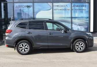 Подержанный автомобиль Subaru Forester Suv 2021 года (4 фото)