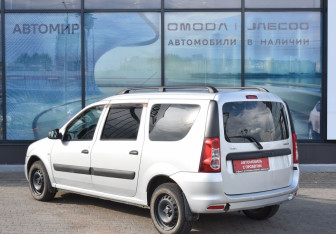 Подержанный автомобиль LADA (ВАЗ) Largus Wagon 2017 года (7 фото)