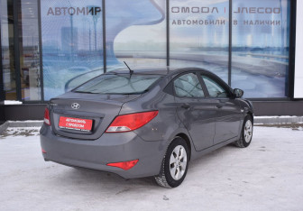 Подержанный автомобиль Hyundai Solaris Sedan 2016 года (5 фото)