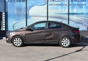 Подержанный автомобиль Hyundai Solaris Sedan 2016 года (8 фото)
