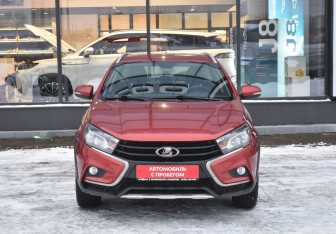 Подержанный автомобиль LADA (ВАЗ) Vesta Wagon 2019 года (2 фото)