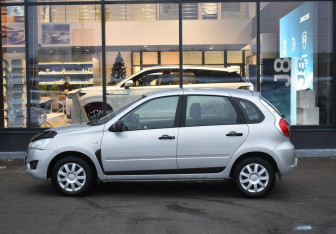 Подержанный автомобиль Datsun mi-DO 2015 года (8 фото)