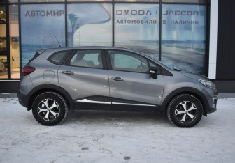 Подержанный автомобиль Renault Kaptur 2018 года (4 фото)