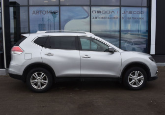 Подержанный автомобиль Nissan X-Trail 2018 года (4 фото)