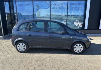 Подержанный автомобиль Opel Meriva 2008 года (4 фото)