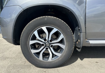 Подержанный автомобиль Nissan Terrano 2018 года (9 фото)