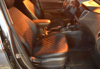 Подержанный автомобиль Hyundai Creta 2019 года (10 фото)