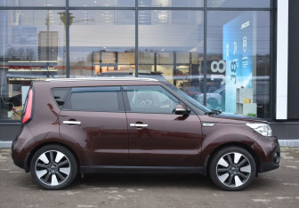 Подержанный автомобиль Kia Soul 2017 года (4 фото)