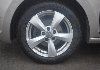 Подержанный автомобиль Skoda Rapid Liftback 2019 года (9 фото)