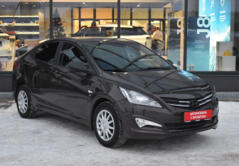 Подержанный автомобиль Hyundai Solaris Sedan 2016 года (3 фото)