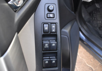 Подержанный автомобиль Subaru Forester Suv 2014 года (13 фото)