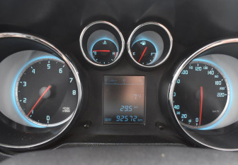 Подержанный автомобиль Changan CS35 2014 года (13 фото)