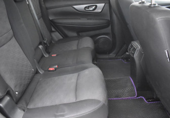 Подержанный автомобиль Nissan X-Trail 2018 года (11 фото)