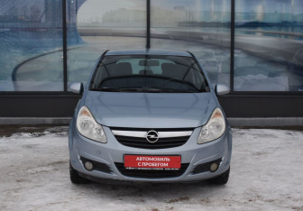 Подержанный автомобиль Opel Corsa 2008 года (2 фото)