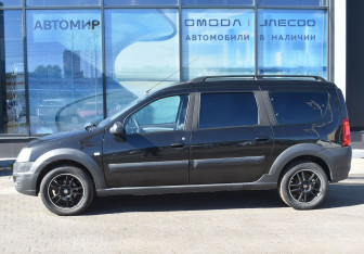 Подержанный автомобиль LADA (ВАЗ) Largus Wagon 2016 года (8 фото)