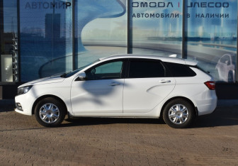 Подержанный автомобиль LADA (ВАЗ) Vesta Wagon 2019 года (8 фото)