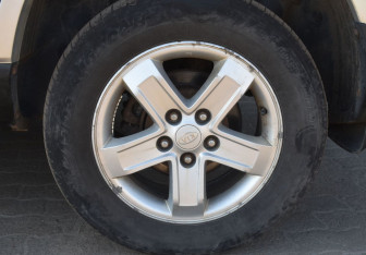 Подержанный автомобиль Kia Sportage 2009 года (9 фото)