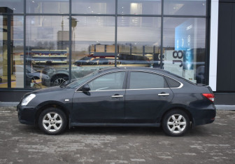 Подержанный автомобиль Nissan Almera Sedan 2014 года (8 фото)