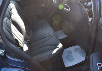 Подержанный автомобиль Omoda C5 2024 года (11 фото)