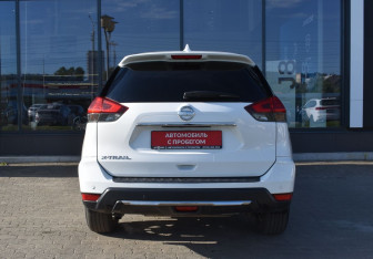 Подержанный автомобиль Nissan X-Trail 2019 года (6 фото)