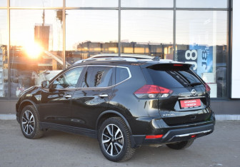 Подержанный автомобиль Nissan X-Trail 2020 года (7 фото)