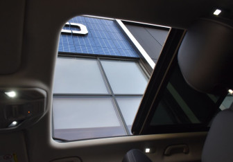 Подержанный автомобиль Geely Atlas Pro 2022 года (17 фото)