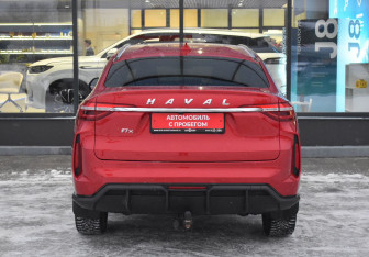 Подержанный автомобиль Haval F7x 2022 года (6 фото)