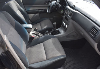 Подержанный автомобиль Subaru Forester Suv 2007 года (10 фото)